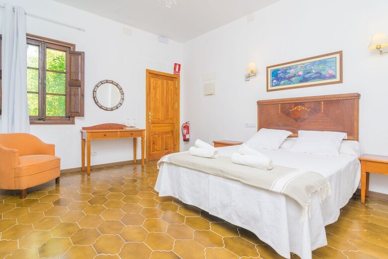 Apartamentos Finca Son Amora (defora)