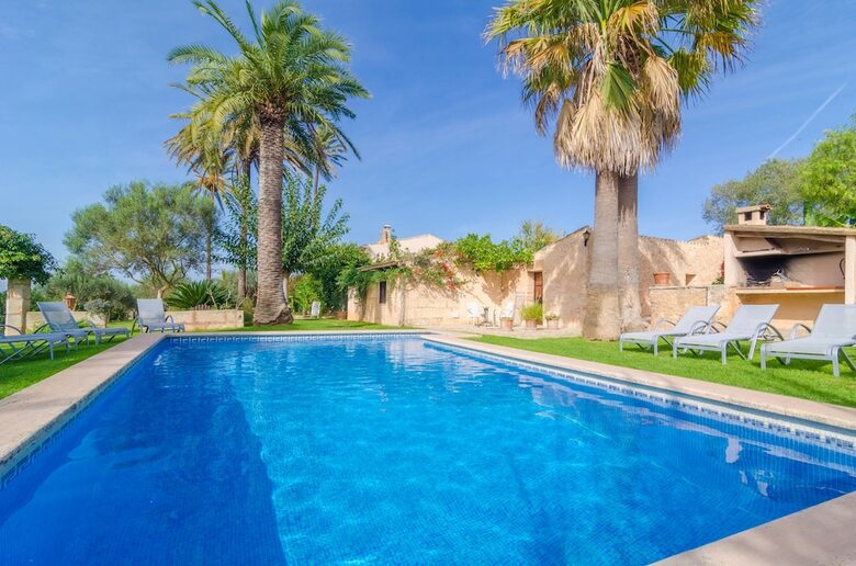 Apartamentos Agroturismo Es Pla de Llodra (Sa Vaquera)