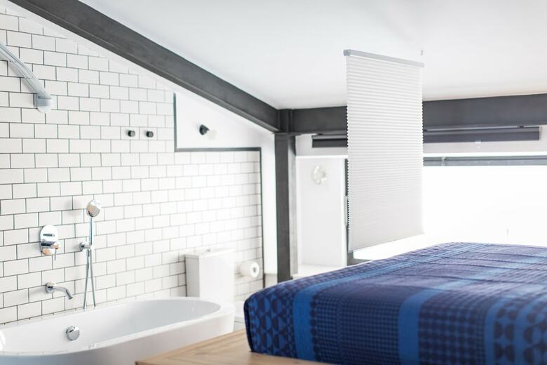Bed & Breakfast Bubusuites