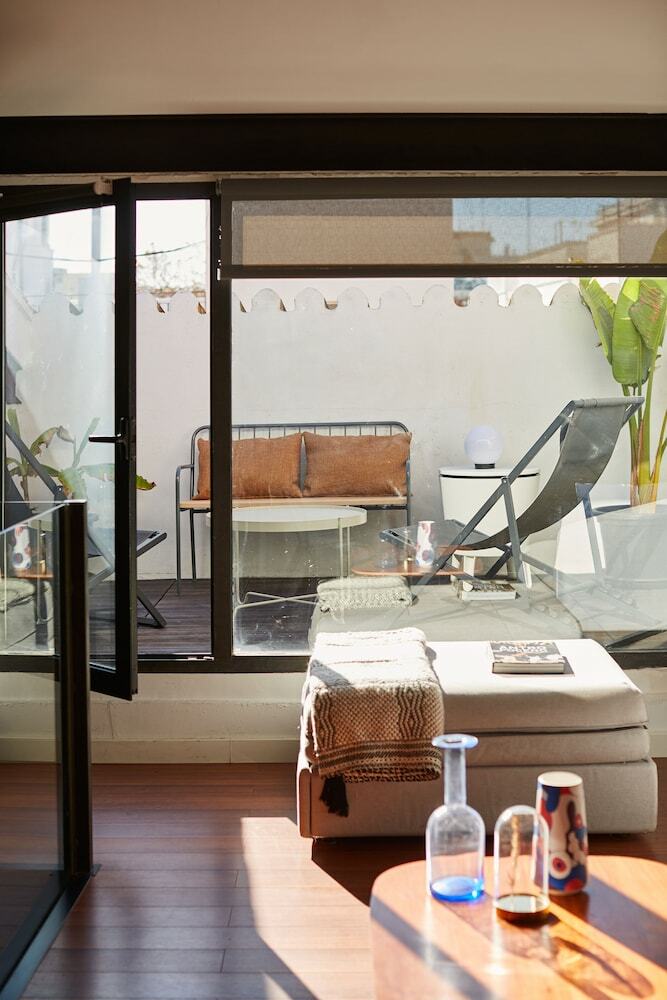 Bed & Breakfast Bubusuites