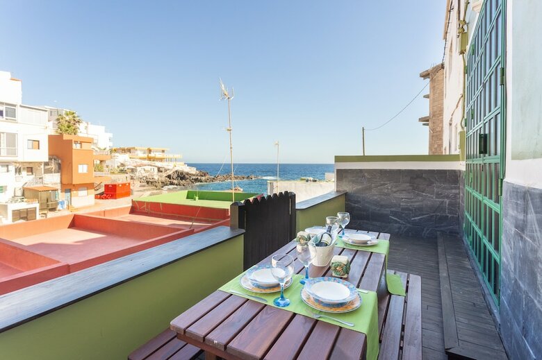 Apartamentos Homelike Stunning Sea Front House + Wifi