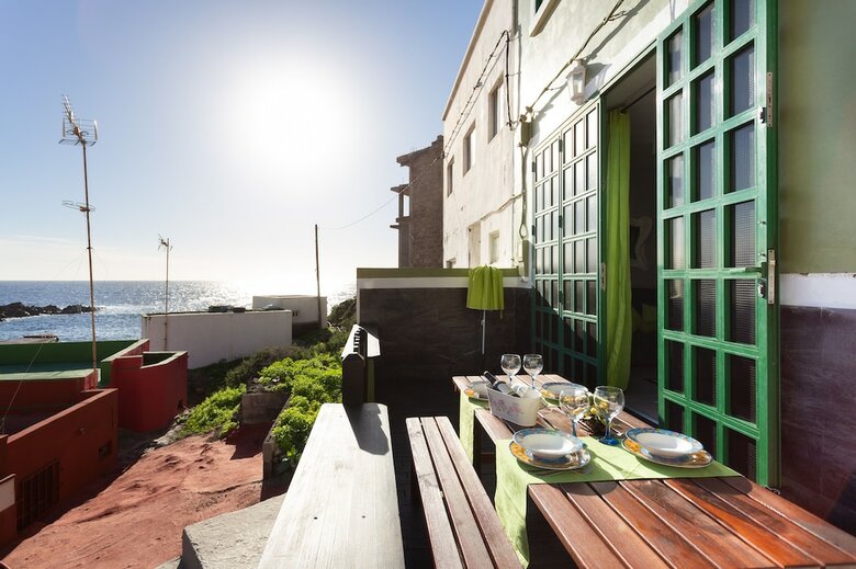 Apartamentos Homelike Stunning Sea Front House + Wifi
