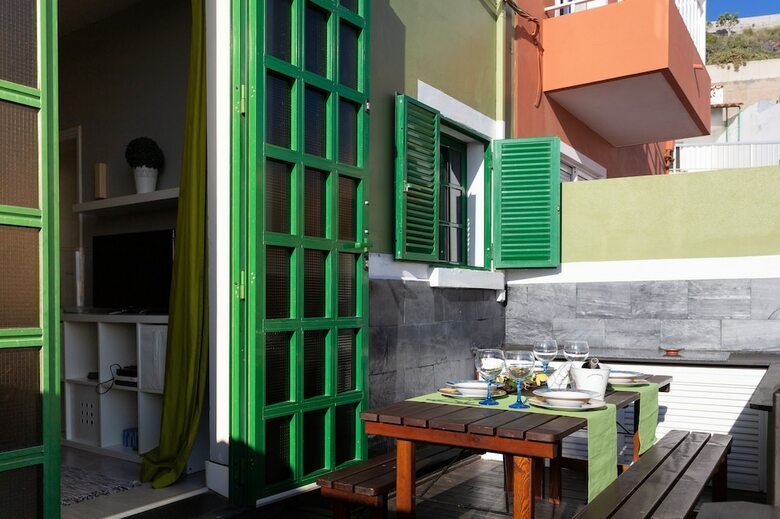 Apartamentos Homelike Stunning Sea Front House + Wifi