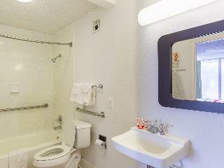 Hotel Baton Rouge - Mead Rd
