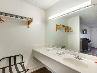 Hotel Baton Rouge - Mead Rd