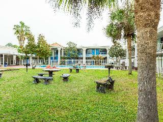 Hotel Baton Rouge - Mead Rd