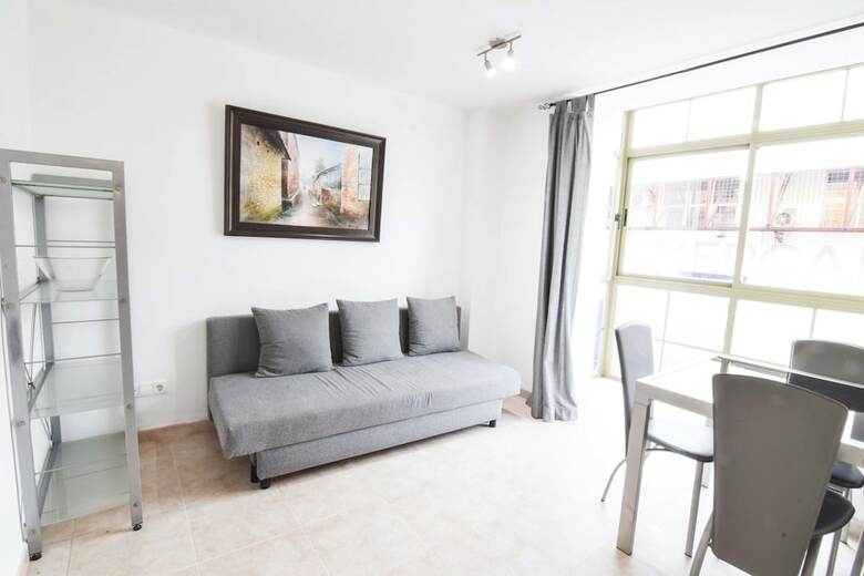 Apartamentos Letmalaga Merced Market
