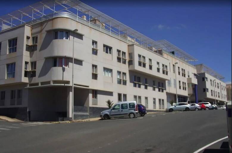 Apartamentos �tico Playa Sardina
