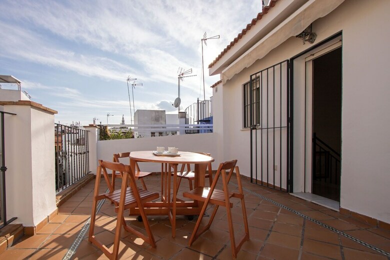 Apartamentos Alfalfa Sky View By Valcambre