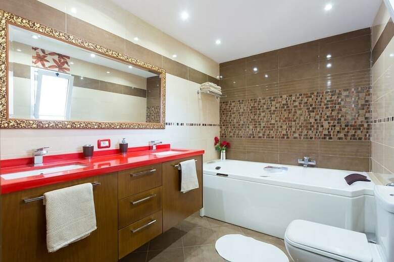 Apartamentos Villa Blanca Complet House