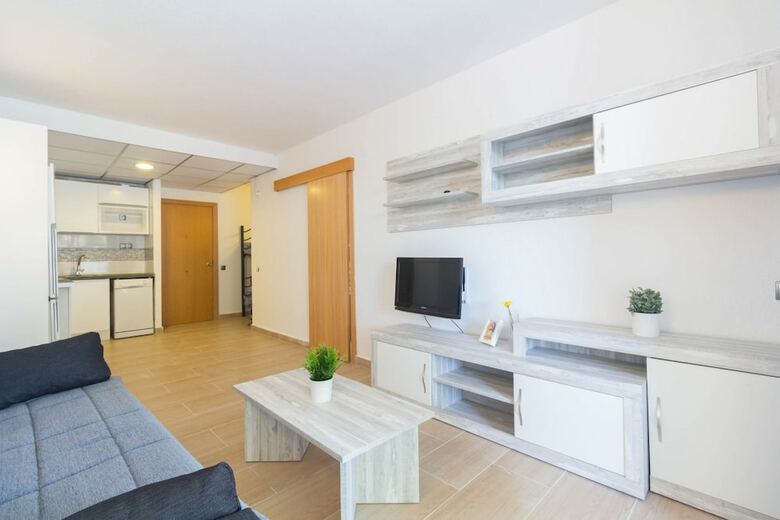 Apartamentos Catalu�a 92 Ref. 1049  By Iberplaya
