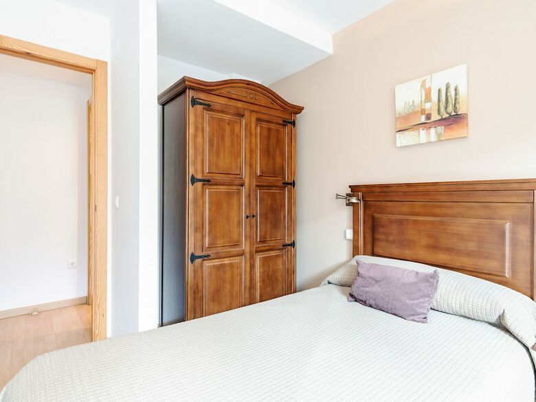 Pleasant Apartment In Gudar With Heating
