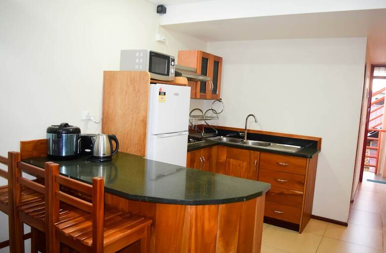 Al-minhaj Service Apartments