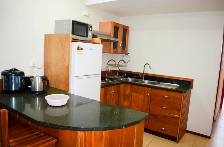 Al-minhaj Service Apartments