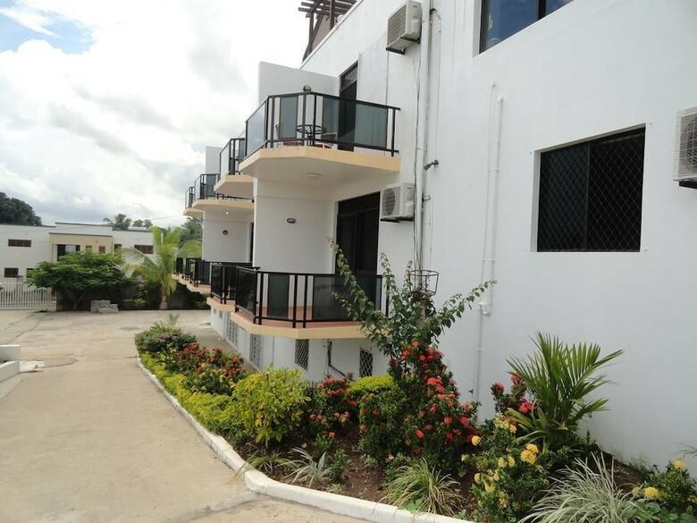 Wailoaloa Seascape Hotel