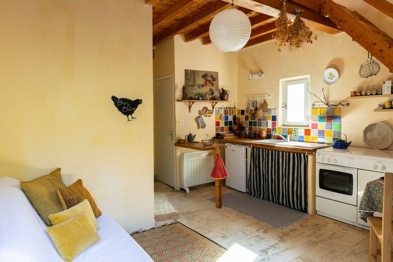 Bed & Breakfast G�tes Et Chambres Poterie de Pierroux