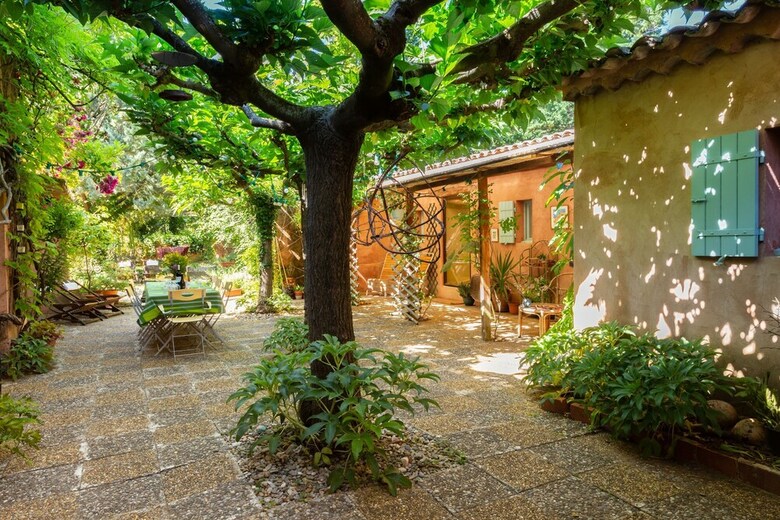 Bed & Breakfast G�tes Et Chambres Poterie de Pierroux