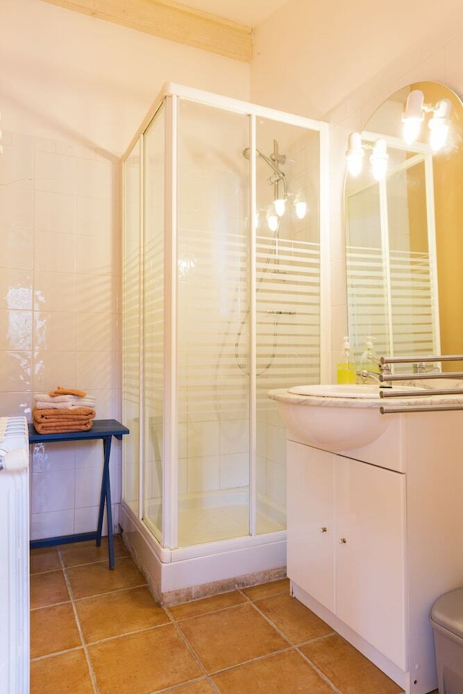 Bed & Breakfast G�tes Et Chambres Poterie de Pierroux