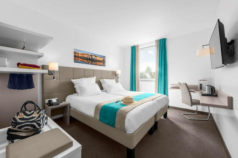 Hotel Kyriad Lyon Est - Stadium - Eurexpo