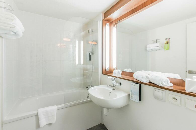 Hotel Campanile Avallon