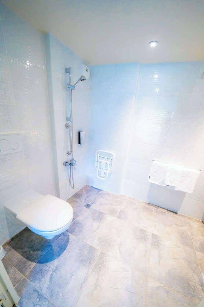Hotel Campanile Avallon
