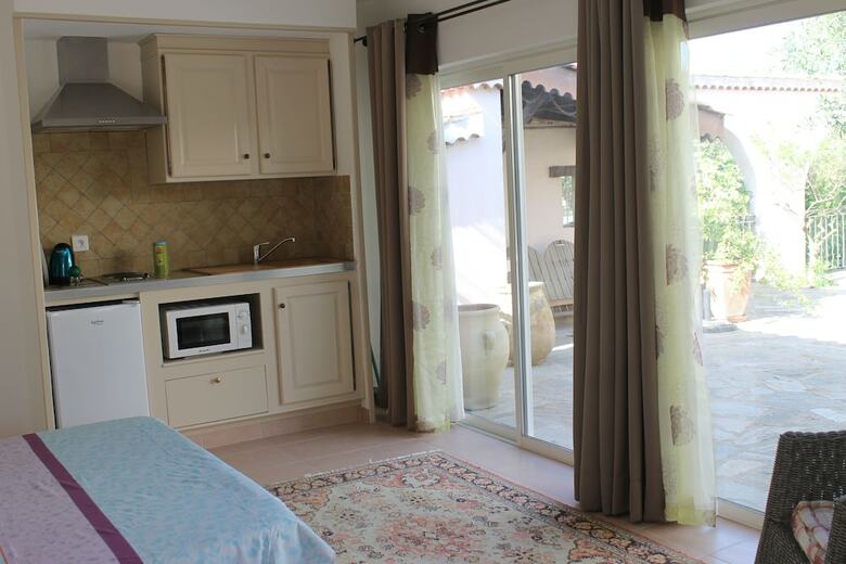 Chambres D'h�tes Le Clos Des Oliviers