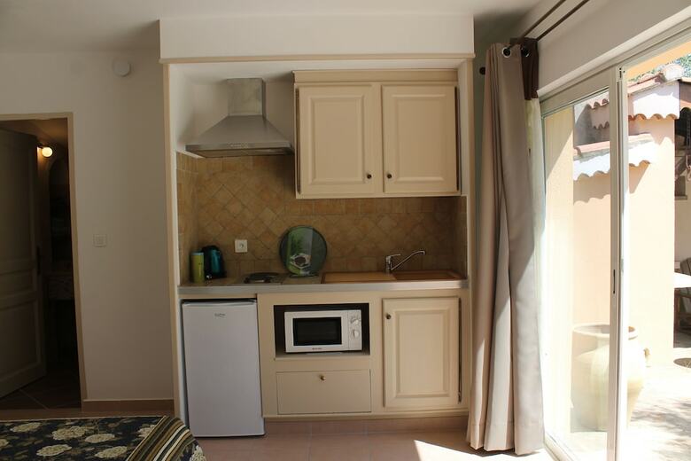 Chambres D'h�tes Le Clos Des Oliviers