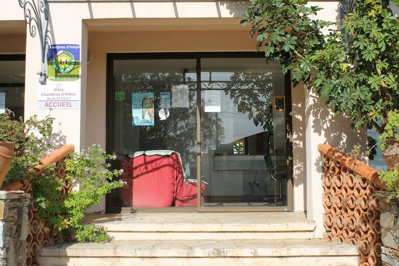 Chambres D'h�tes Le Clos Des Oliviers