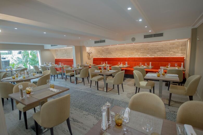 Hotel H�tel Lou Castelet