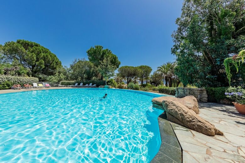 Residencia R�sidence Paese Serenu