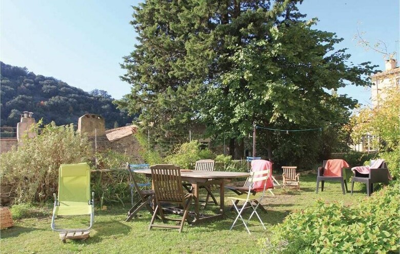 Les Jardins De La Cath�drale