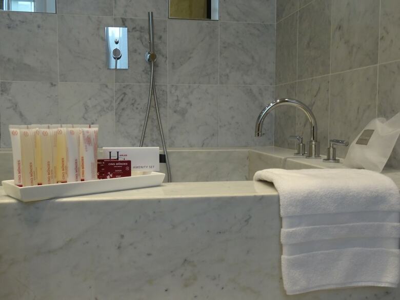 Hotel Jules Cesar & Spa - Mgallery Hotel Collection