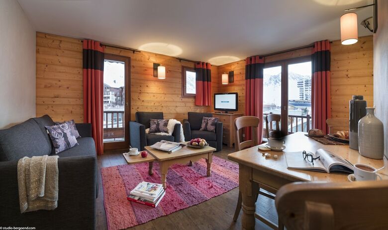 Hotel Chalet Montana Planton