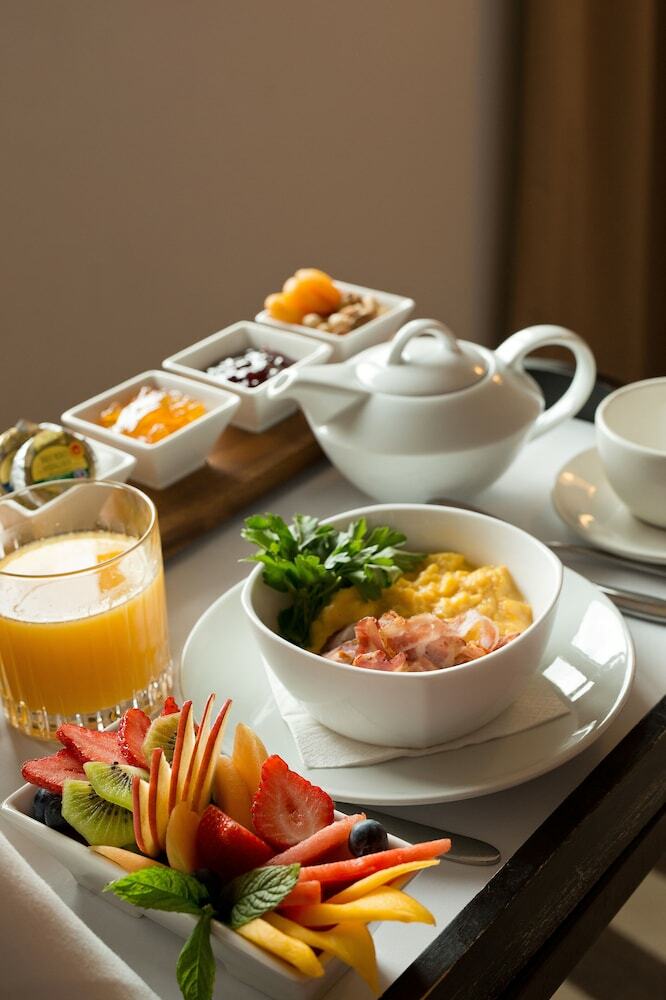 Hotel Golden Tulip Lyon Eurexpo