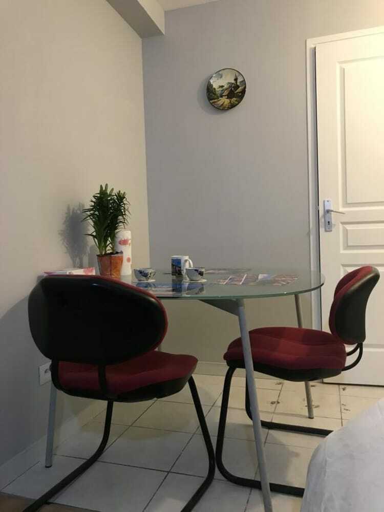 Hostal Sophie Hostel - Part Dieu