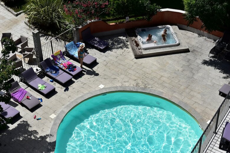 Hotel Les Jardins De La Glaciere