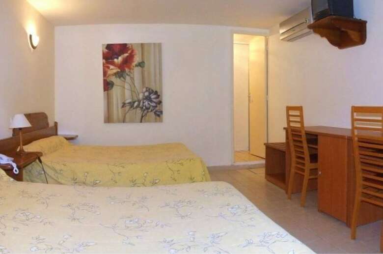 Hotel H�tel Arena Le Refuge