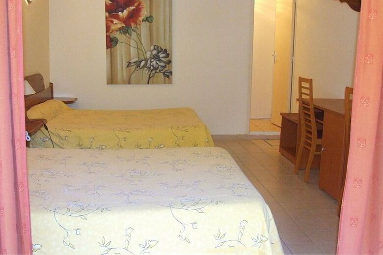 Hotel H�tel Arena Le Refuge
