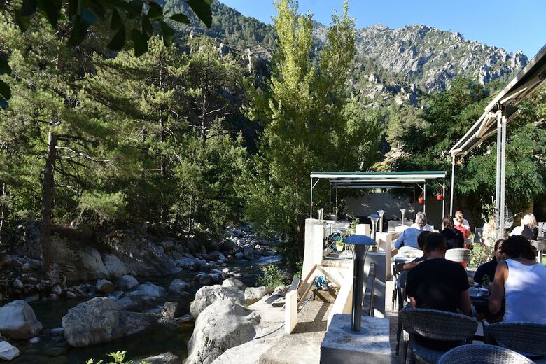 Hotel H�tel Arena Le Refuge