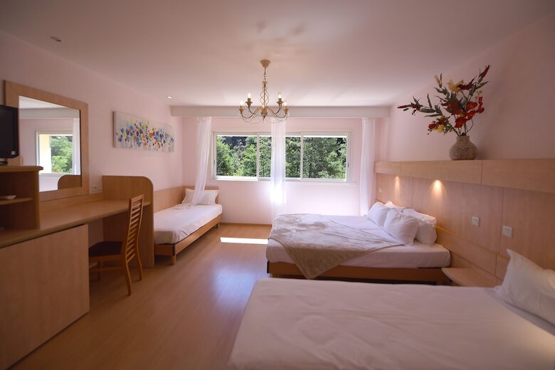 Hotel H�tel Arena Le Refuge