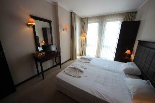 Hotel Menada Apartments In Royal Beach