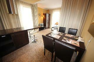 Hotel Menada Apartments In Royal Beach