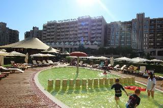 Hotel Menada Apartments In Royal Beach