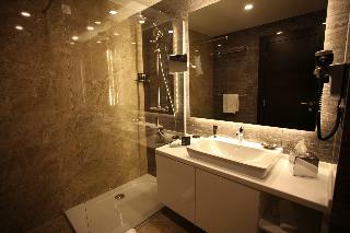 Malak Regency Hotel