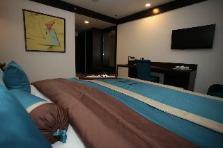 Malak Regency Hotel