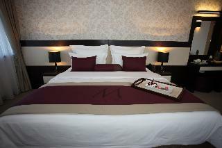 Malak Regency Hotel