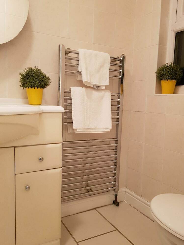 Huku Kwetu - Pearson House