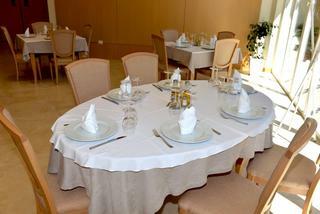 Hotel Grand White City