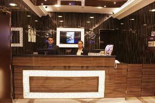 Montreal Naif Hotel