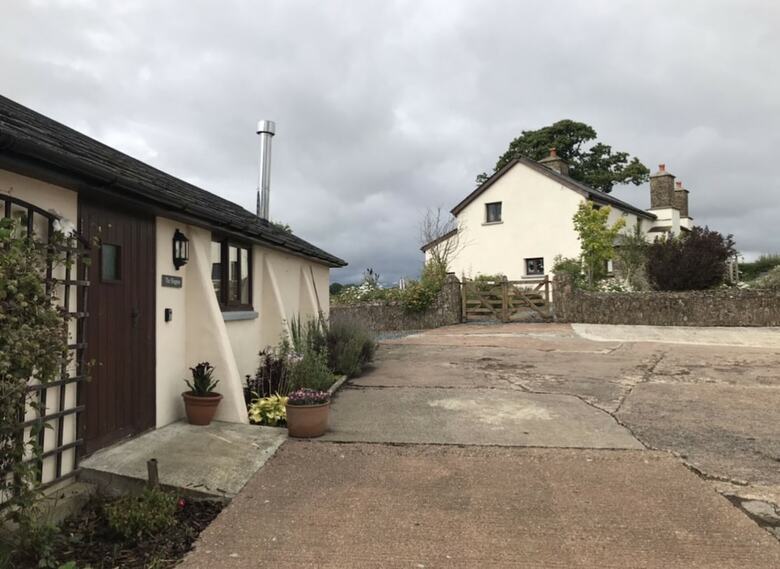 Beautiful 1-bed Barn Shippon, Stunning Views!